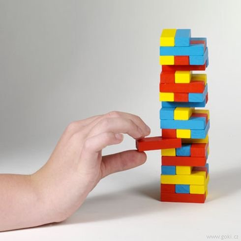 Vratká věž Jenga
